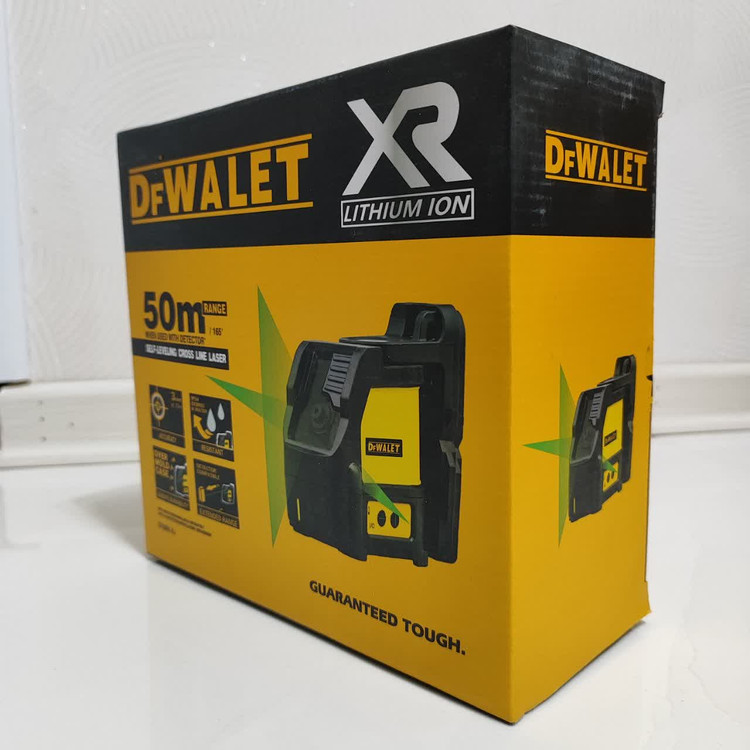 تراز طرح دیوالت نور سبز مدل DW088CG