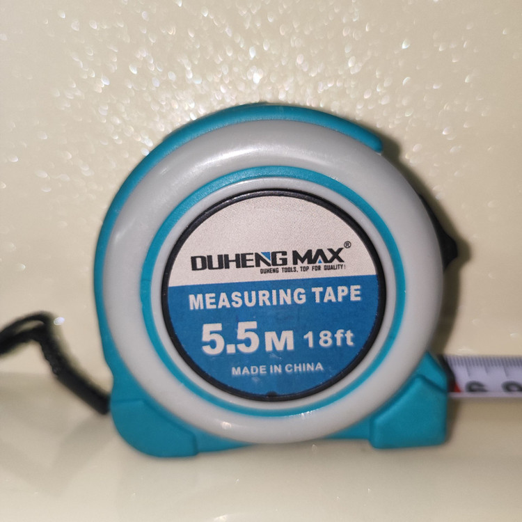 متر نشکن 5.5 متری دوهنگ مکس ابزار اصلی Dohang Max دارای قفل و بند آویز فونت درشت و خوانا